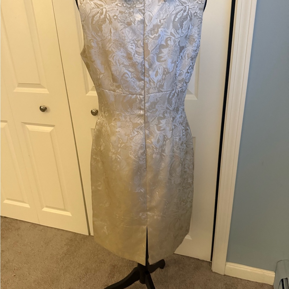 Tahari dress - Picture 8 of 8
